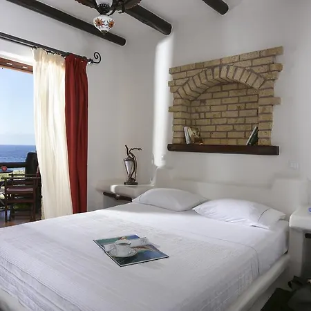Astrolithos Guest house