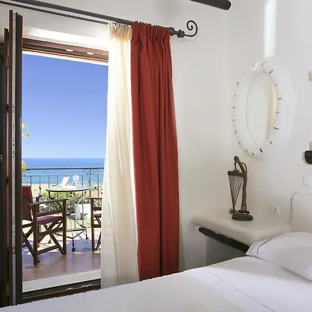 Astrolithos Boutique 4*