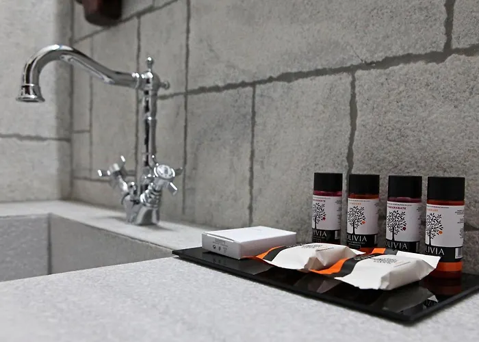 Astrolithos Boutique בית הארחה 4*