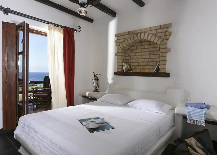 Astrolithos Boutique בית הארחה