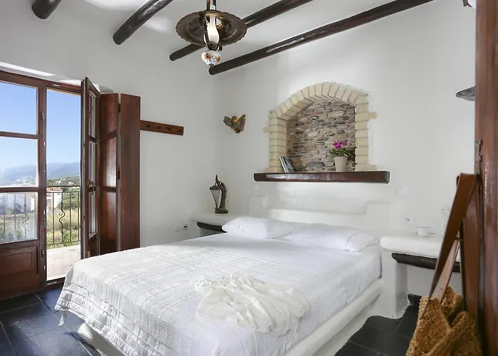 בית הארחה Astrolithos Boutique 4*