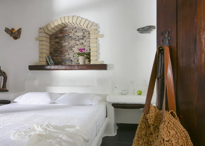 Astrolithos Boutique 4*