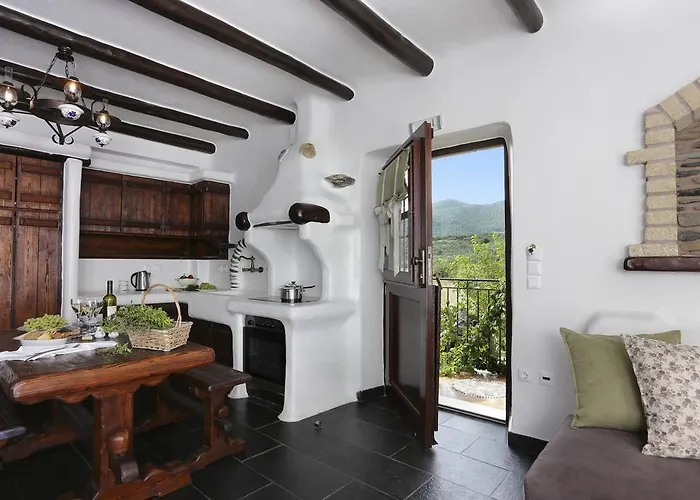 Astrolithos Boutique בית הארחה