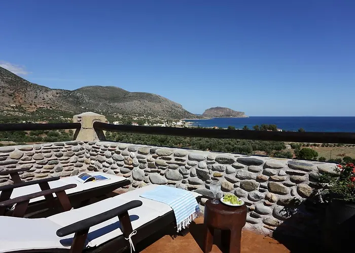 בית הארחה Astrolithos Boutique